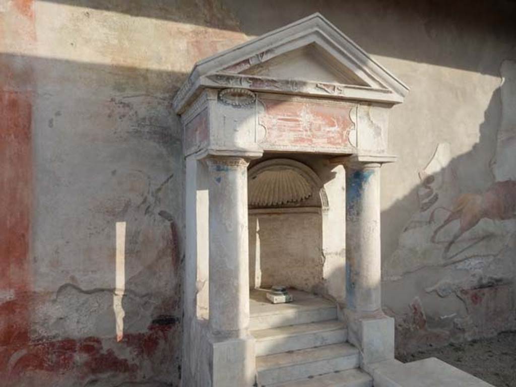 I.7.12 Pompeii. May 2017. Nymphaeum on south side of garden. Photo courtesy of Buzz Ferebee.