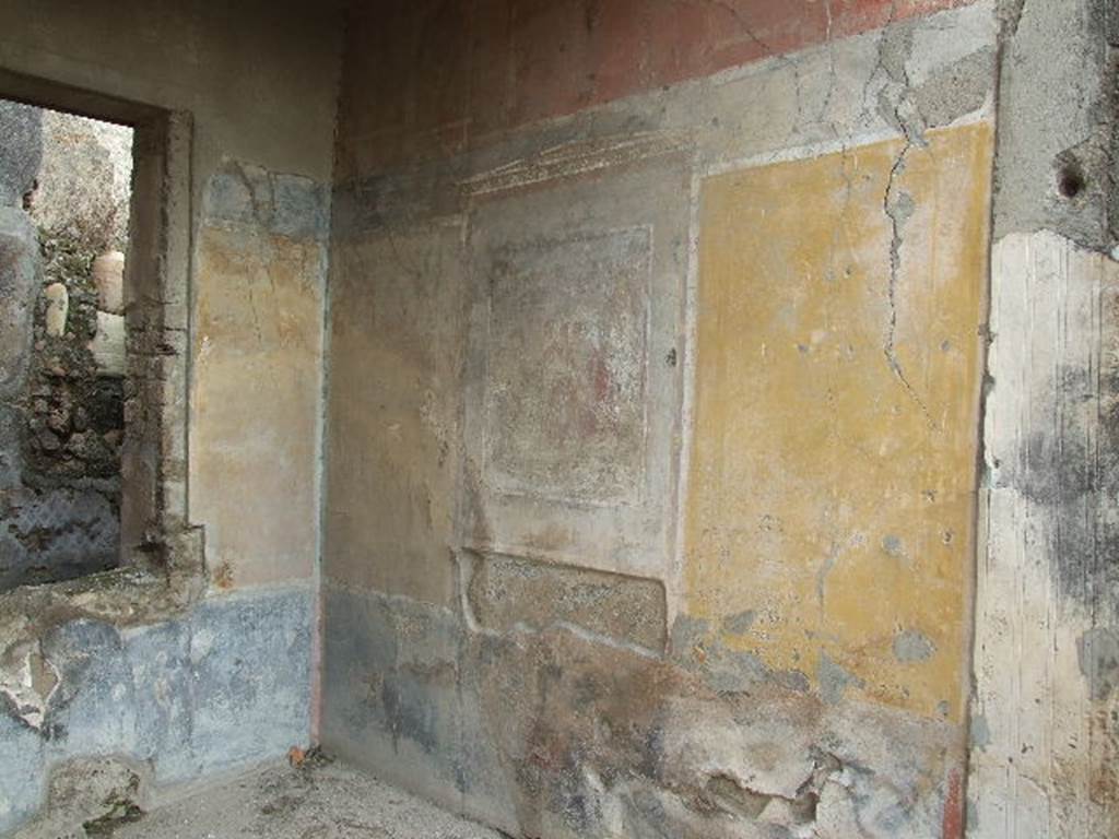 I.7.19 Tablinum. South wall.