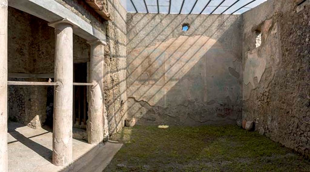 I.7.19 Pompeii. May 2017. Looking towards south wall of garden area. Photo courtesy of John Puffer.