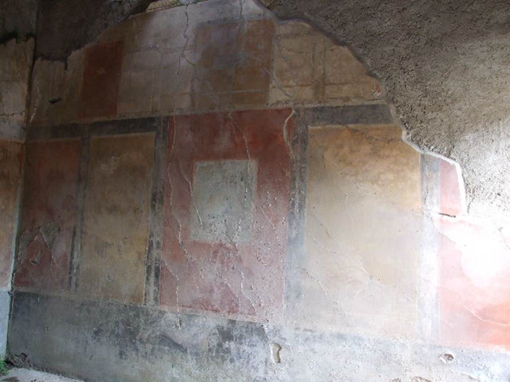 I.7.19 Pompeii. December 2006 South wall of triclinium in north-east corner of atrium.