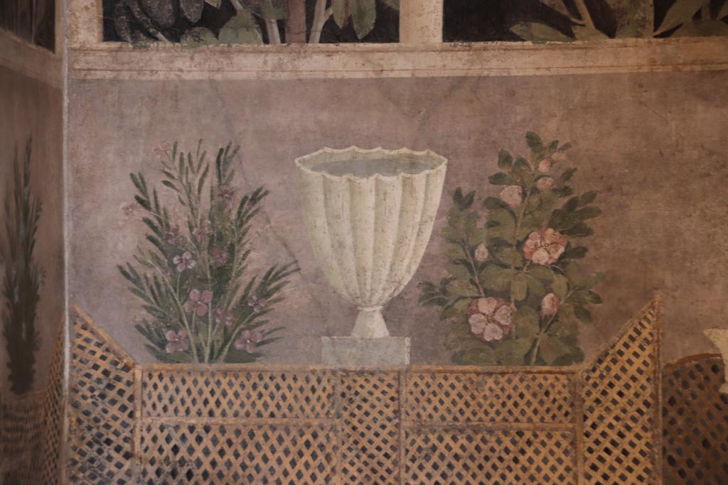 I.9.5 Pompeii. October 2022. Room 11, detail from east wall at north end. Photo courtesy of Klaus Heese.