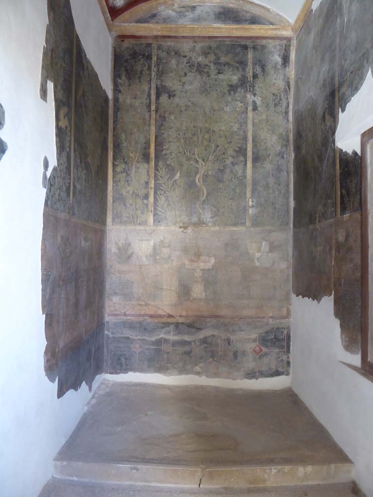 I.9.5 Pompeii. September 2017. Room 11, looking east towards area for raised bed.
Foto Annette Haug, ERC Grant 681269 DÉCOR.