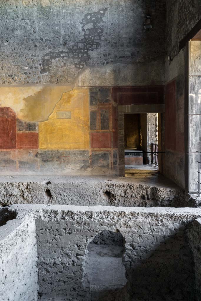 I.10.4 Pompeii. April 2022.
Room 18, room below the floor level, looking south. Photo courtesy of Johannes Eber.