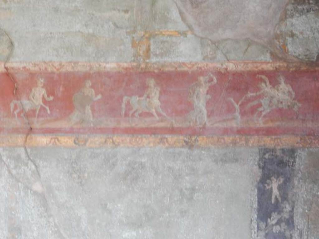 I.10.4 Pompeii. May 2015. Room 11, detail from upper north wall. Photo courtesy of Buzz Ferebee.
