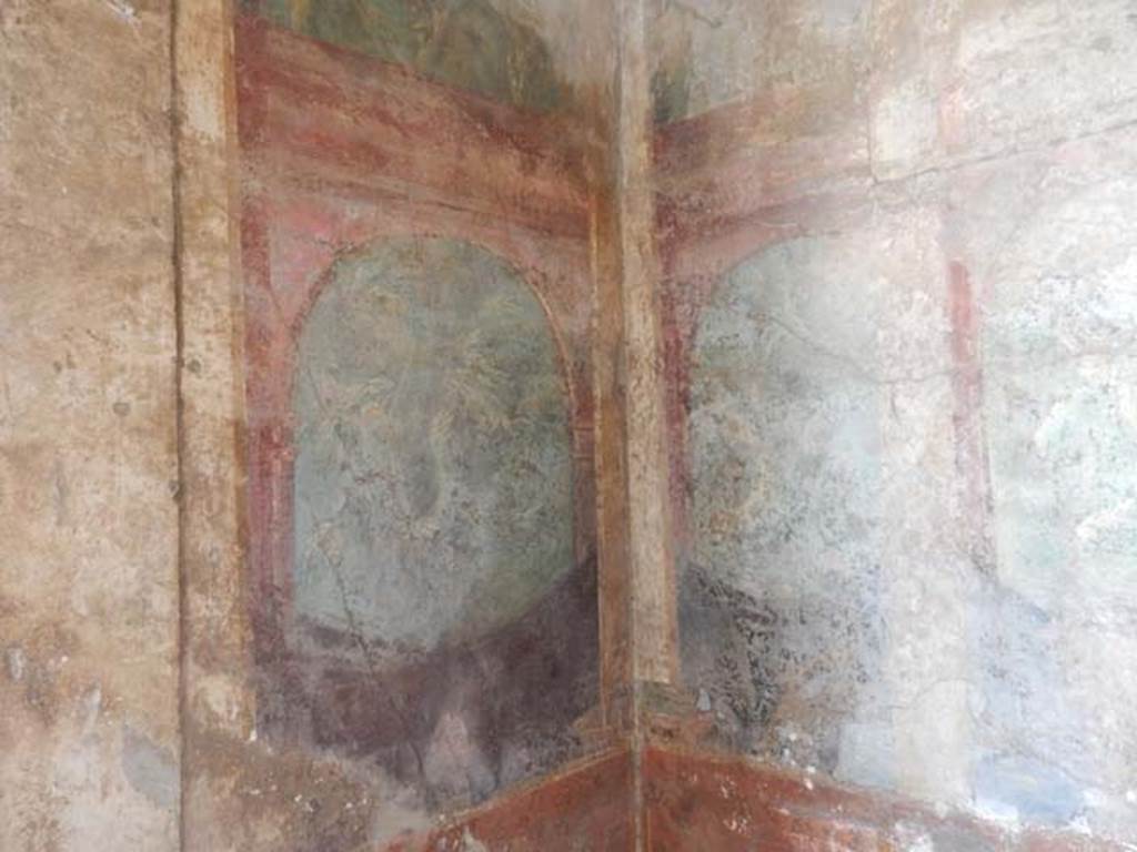 I.10.4 Pompeii. May 2015. Alcove 25, looking towards east wall and south-east corner. Photo courtesy of Buzz Ferebee