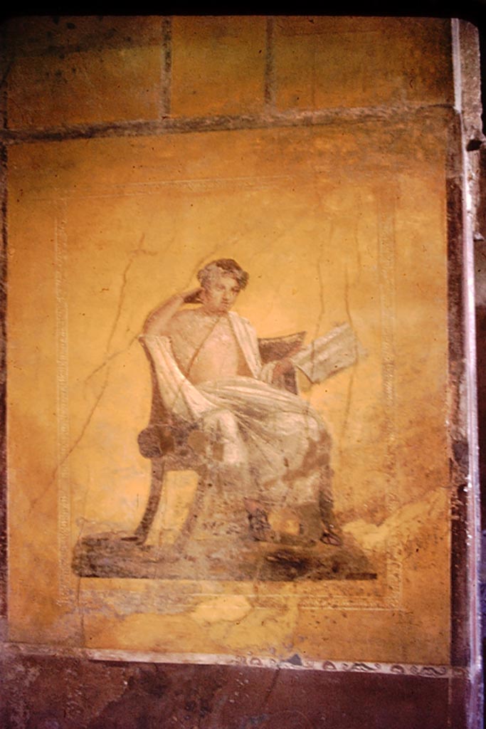1.10.4 Pompeii. 1955. Fresco of Menander. Photo by Stanley A. Jashemski.
Source: The Wilhelmina and Stanley A. Jashemski archive in the University of Maryland Library, Special Collections (See collection page) and made available under the Creative Commons Attribution-Non-Commercial License v.4. See Licence and use details.
J55f0478