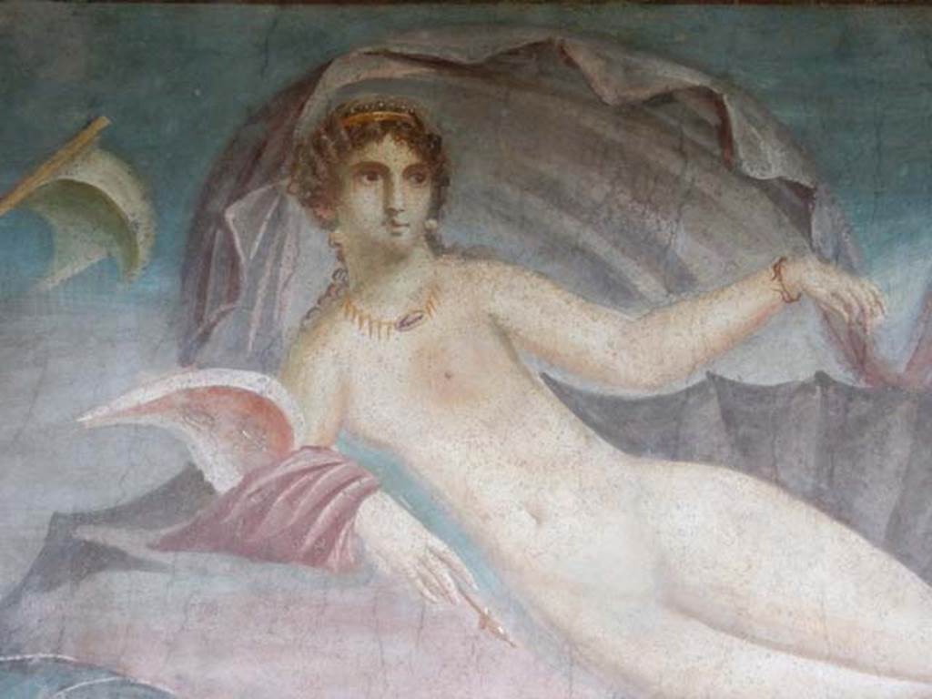 II.3.3 Pompeii. May 2016. Room 11, detail of Venus/Aphrodite. Photo courtesy of Buzz Ferebee.