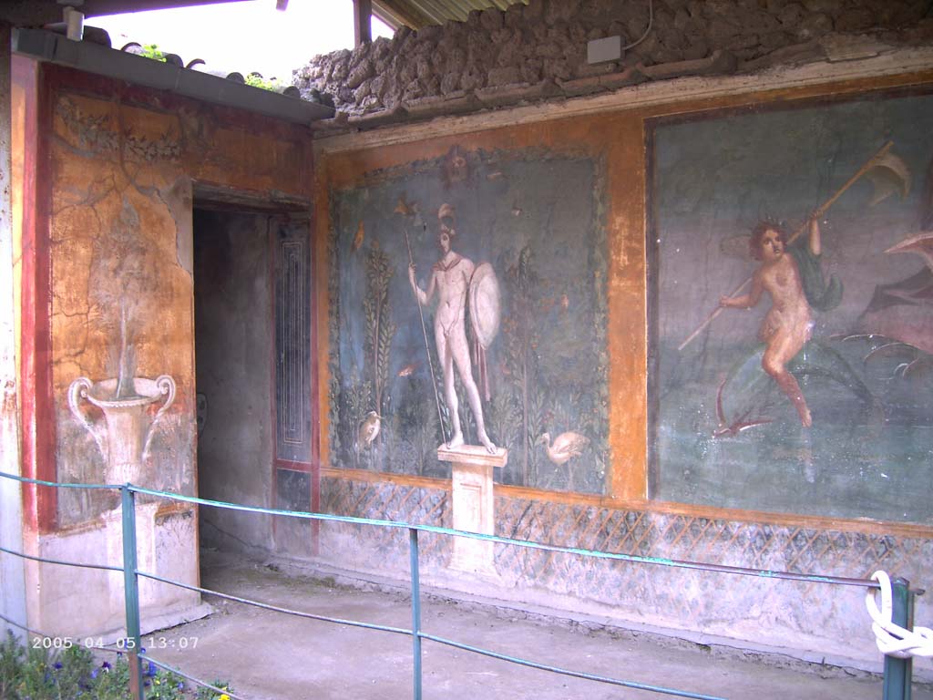 II.3.3 Pompeii. April 2005. Looking towards east end of south wall of garden area. Photo courtesy of Klaus Heese.