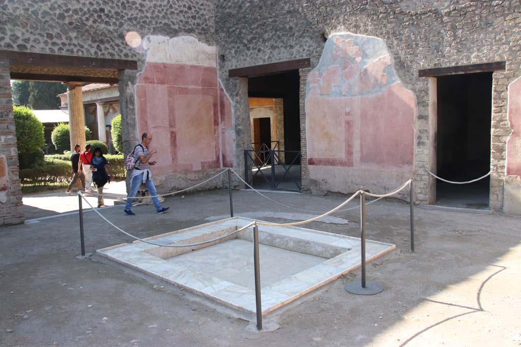 II.3.3 Pompeii. September 2017.
Room 2, looking towards south-west corner, with doorway into room 11, on left, and rooms 5 and 6, on right.
Photo courtesy of Klaus Heese.