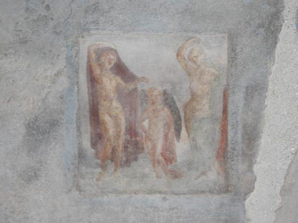 II.3.3 Pompeii. May 2016. Room 10, south wall with wall painting of Hermaphrodite and Salmacis.
Photo courtesy of Buzz Ferebee.