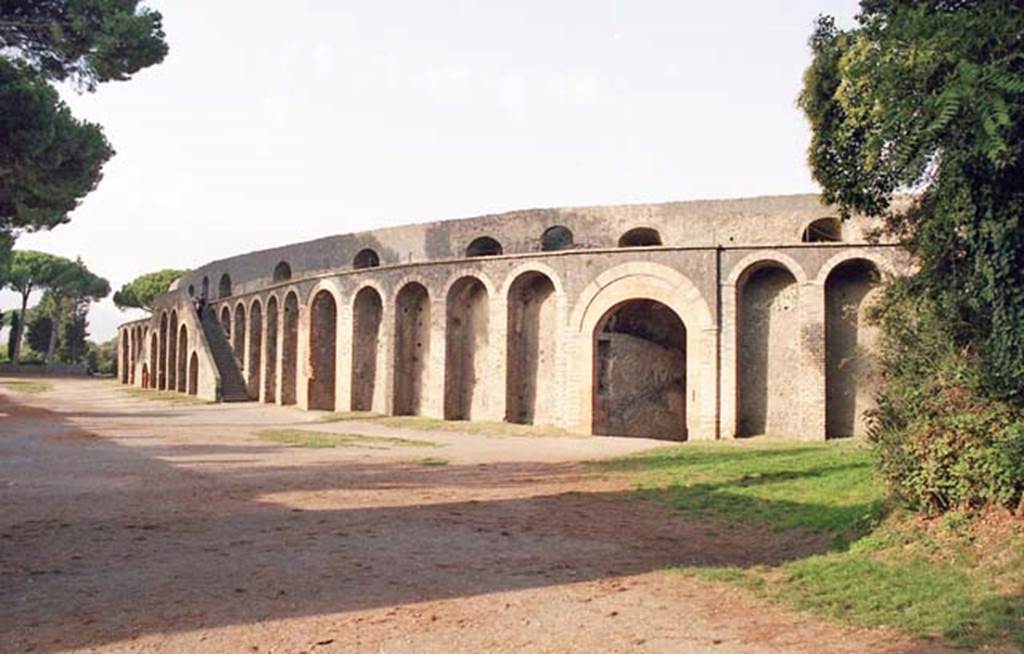 II.6 Pompeii. October 2001. Amphitheatre, looking from the south. Photo courtesy of Peter Woods.
