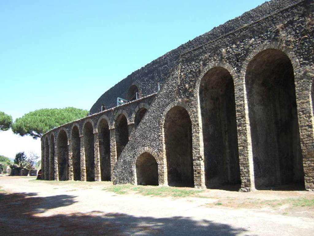 II.6 Pompeii. September 2005. Amphitheatre, central west side double staircase.