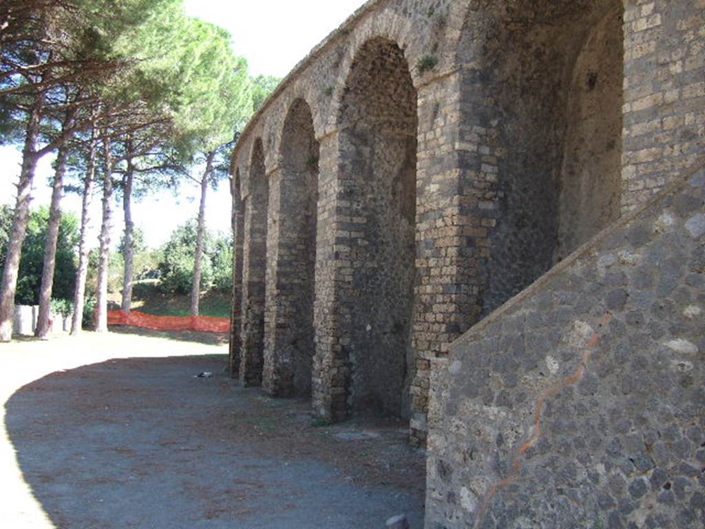 II.6 Pompeii. September 2005. Looking east along north side of Amphitheatre.