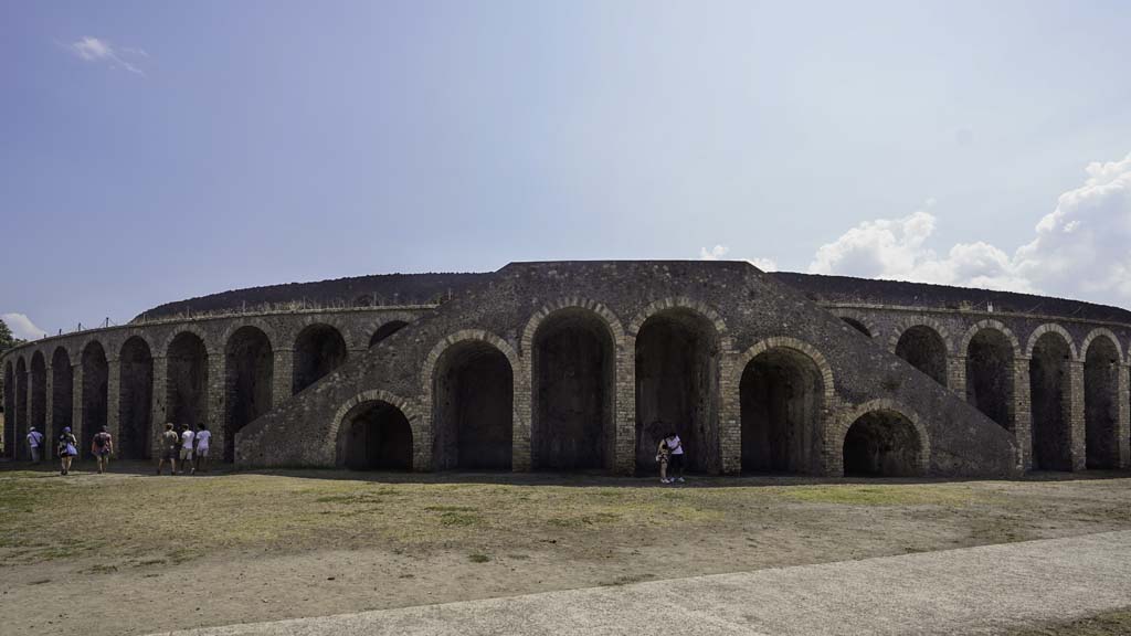 II.6 Pompeii. August 2021. Amphitheatre, looking south at north end. Photo courtesy of Robert Hanson.