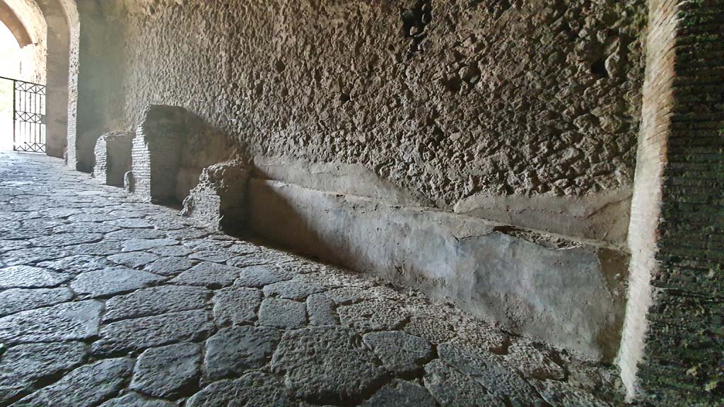 II.6 Pompeii. July 2021. North wall near entrance to south-west side of Amphitheatre.
Foto Annette Haug, ERC Grant 681269 DÉCOR.