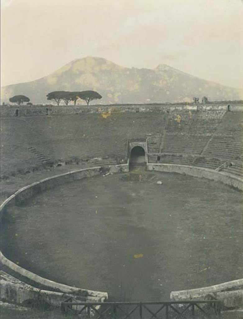 II.6 Pompeii. 1943. Looking north across Amphitheatre. Photo courtesy of Rick Bauer.