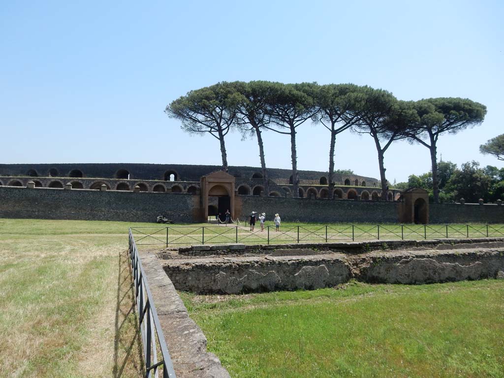 II.7 Pompeii. June 2019. Looking east from north-east corner of pool. Photo courtesy of Buzz Ferebee.