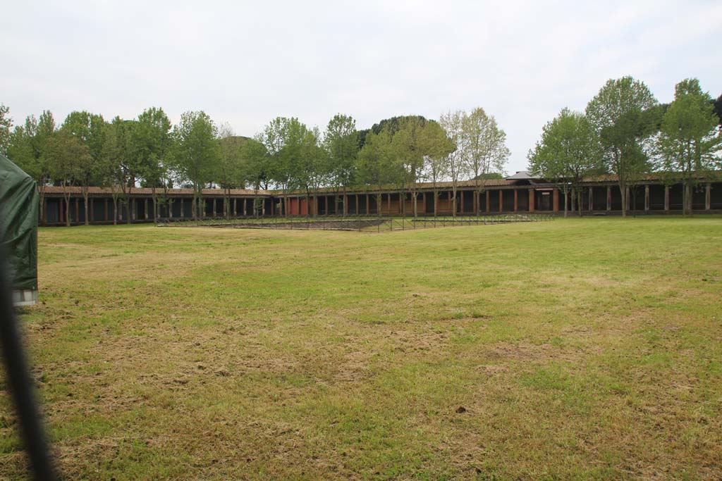 II.7.3 Pompeii. April 2014. Looking towards south-west corner of Palestra with swimming pool.
Photo courtesy of Klaus Heese.
