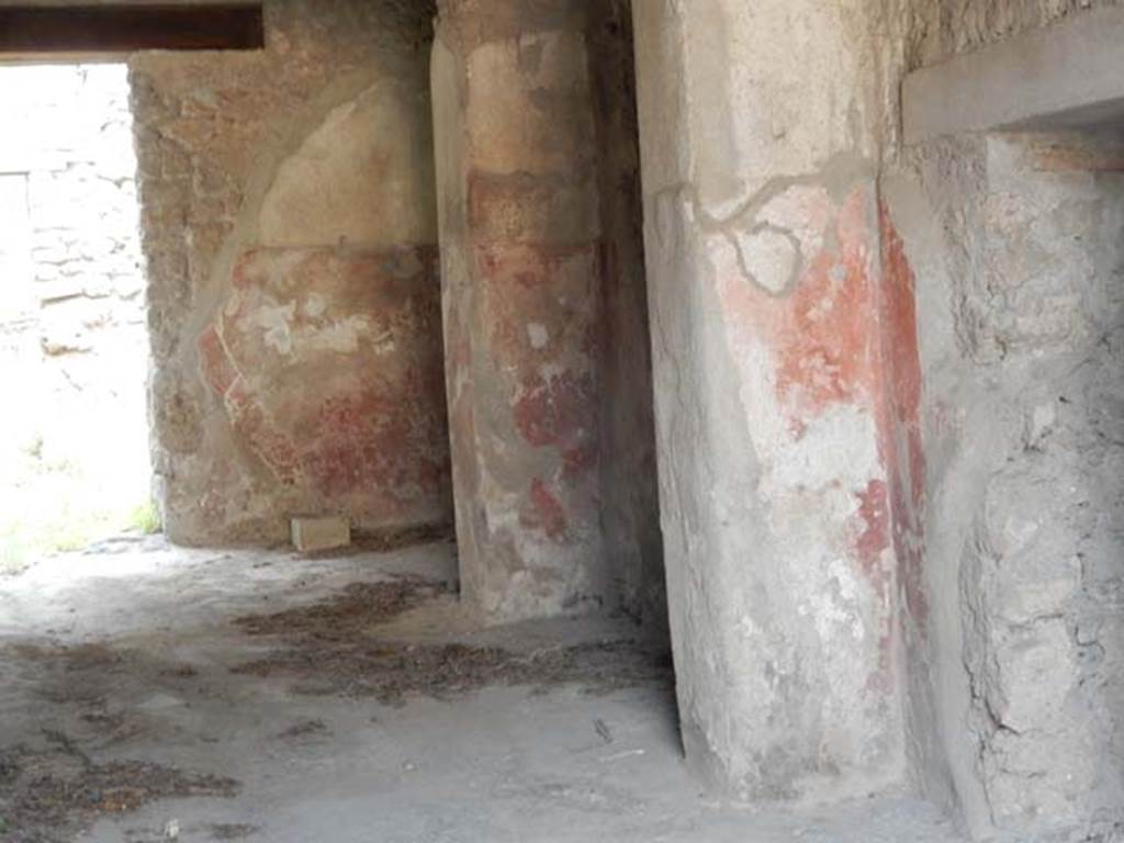 III.4.3 Pompeii. May 2017. Room 1, looking north along east side of entrance corridor.
Photo courtesy of Buzz Ferebee.