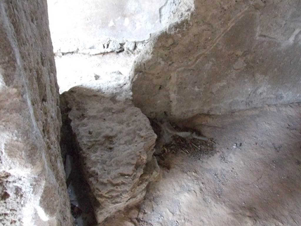 III.4.b. Pompeii. March 2009. Room 2.