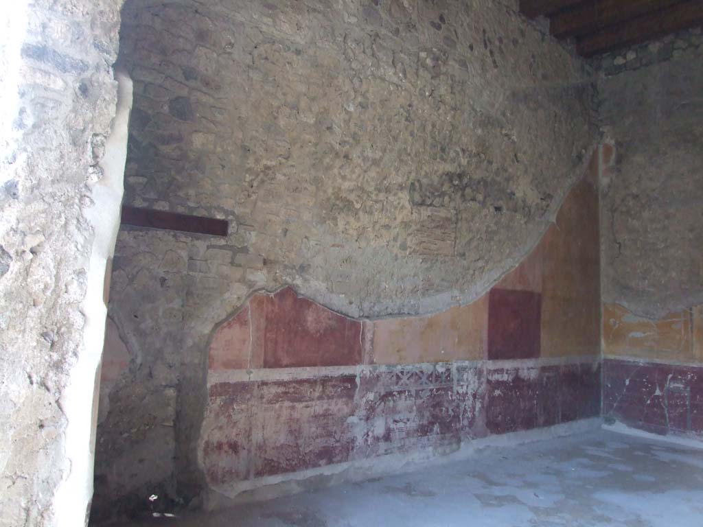 V.1.26 Pompeii. October 2023. Room 16, west wall of triclinium. Photo courtesy of Johannes Eber.