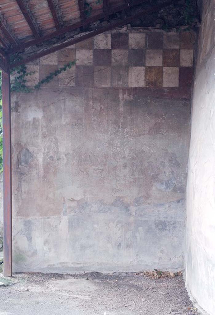 V.4.a Pompeii. March 2022. Looking towards west wall of hunting fresco
Foto Taylor Lauritsen, ERC Grant 681269 DÉCOR.