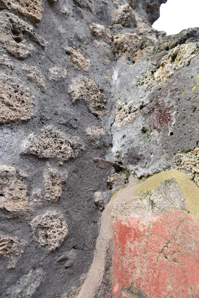 V.4.a Pompeii. March 2018. Room ‘n’, detail from north-east corner.
Foto Annette Haug, ERC Grant 681269 DÉCOR.