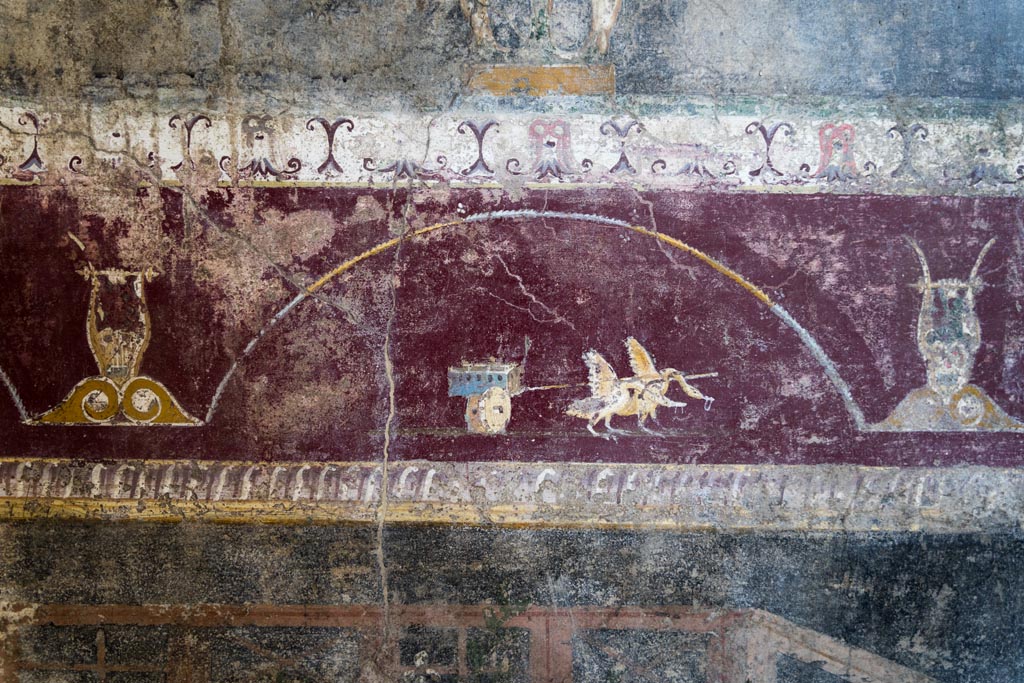 V.4.a Pompeii. January 2023.
Room ‘h’, detail from painted predella on north wall on east side of central panel. Photo courtesy of Johannes Eber.