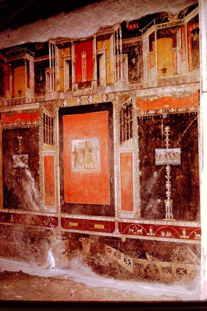 V.4.a Pompeii. 1961. Tablinum, south wall. Photo by Stanley A. Jashemski.
Source: The Wilhelmina and Stanley A. Jashemski archive in the University of Maryland Library, Special Collections (See collection page) and made available under the Creative Commons Attribution-Non Commercial License v.4. See Licence and use details.
J61f0356