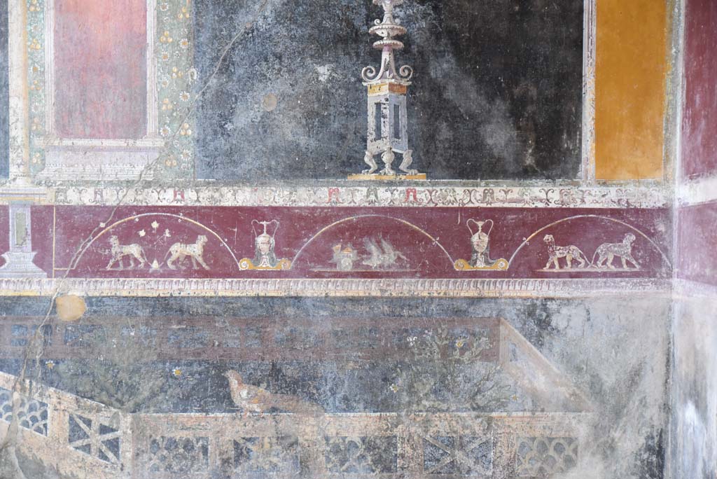 V.4.a Pompeii. March 2018. Room ‘h’, detail from lower west end of south wall.
Foto Annette Haug, ERC Grant 681269 DÉCOR.