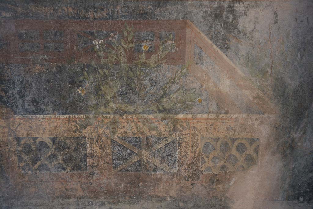 V.4.a Pompeii. March 2019. Room ‘h’, detail of painted garden painting on zoccolo at west end of south wall.
Foto Annette Haug, ERC Grant 681269 DÉCOR.