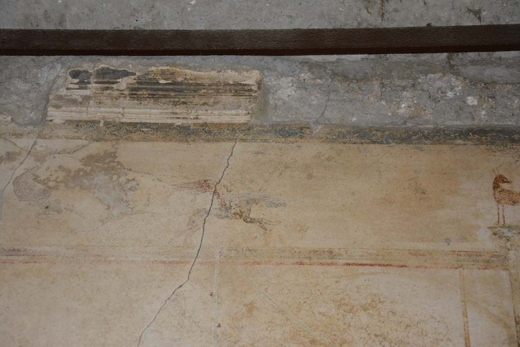 V.4.a Pompeii. March 2018. Room ‘c’, detail from upper south wall at east end.
Foto Annette Haug, ERC Grant 681269 DÉCOR.