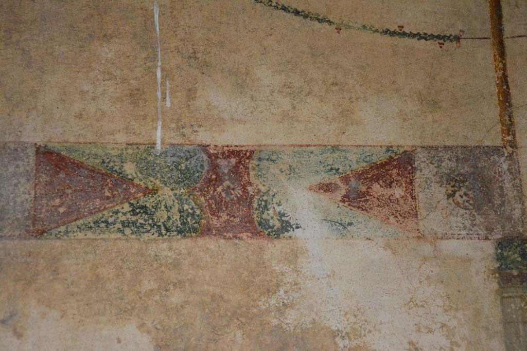 V.4.a Pompeii. March 2018. Room ‘c’, detail from upper centre of south wall.
Foto Annette Haug, ERC Grant 681269 DÉCOR.