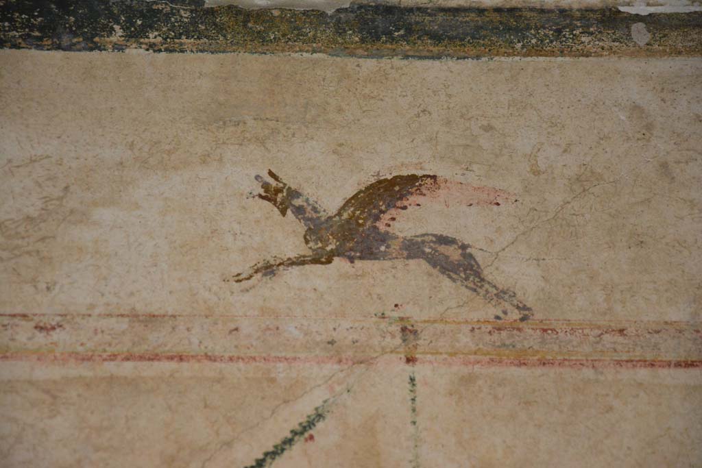 V.4.a Pompeii. March 2018. Room ‘c’, detail from upper south wall towards west end.
Foto Annette Haug, ERC Grant 681269 DÉCOR.