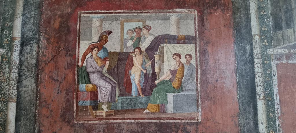 V.4.a Pompeii. January 2023.
Room ‘h’, central wall painting on north wall, the wedding of Mars and Venus. Photo courtesy of Miriam Colomer.