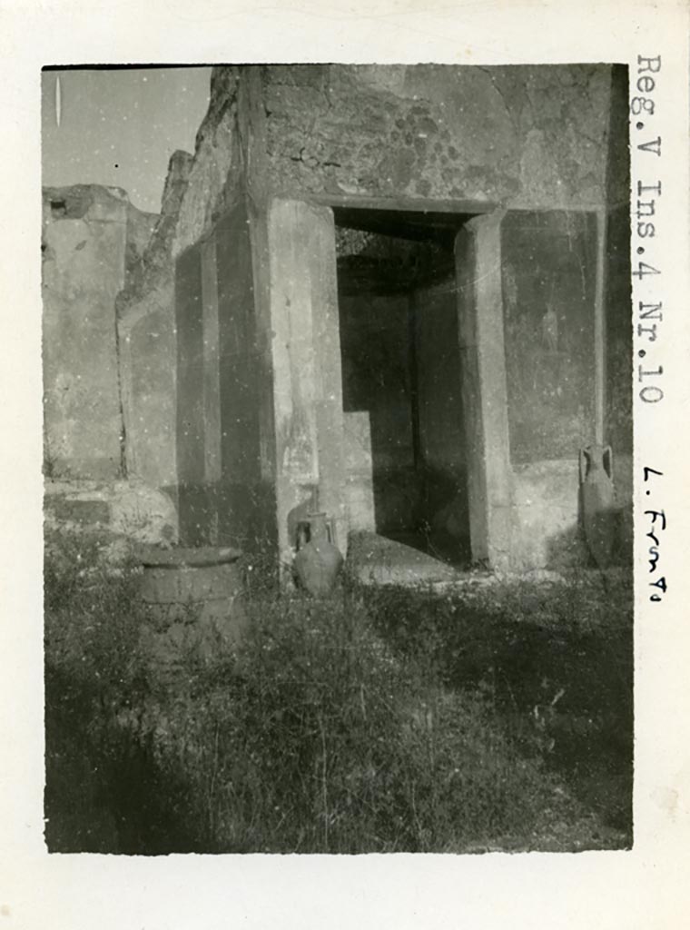 V.4.c Pompeii but shown as V.4.10 on photo. Pre-1937-1939. Room H, doorway to cubiculum on south side of tablinum.
On the right of this doorway the painting of Mercury, described above, can be seen which was discovered, on a large red panel.
Photo courtesy of American Academy in Rome, Photographic Archive. Warsher collection no. 478.