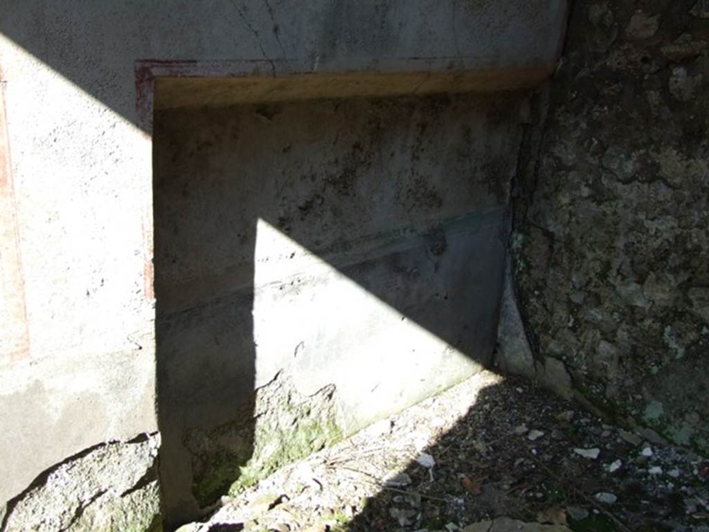 V.4.c Pompeii. March 2009. Room H, recess in north wall of cubiculum.