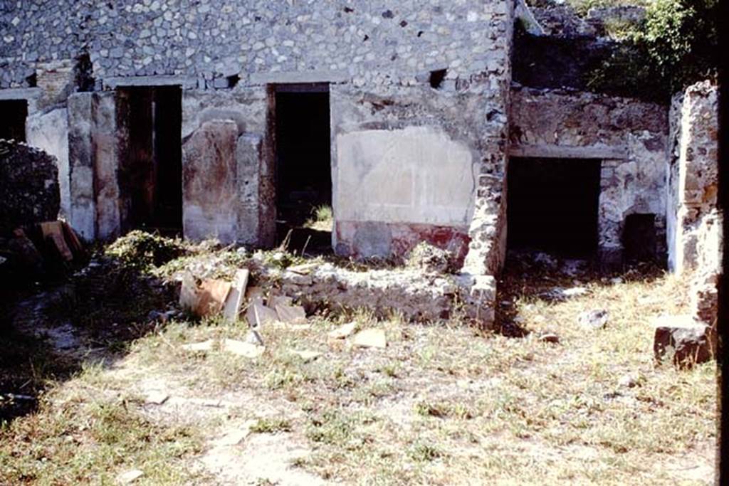 VI.1.7 Pompeii, 1968. Looking north towards rooms 11 and 12. The doors at the rear of the rooms lead to the peristyle 13.
Room 28 is on the right which has room 24 behind it and room 25 leading to room 26 on its right.
Photo by Stanley A. Jashemski.
Source: The Wilhelmina and Stanley A. Jashemski archive in the University of Maryland Library, Special Collections (See collection page) and made available under the Creative Commons Attribution-Non Commercial License v.4. See Licence and use details.
J68f2321