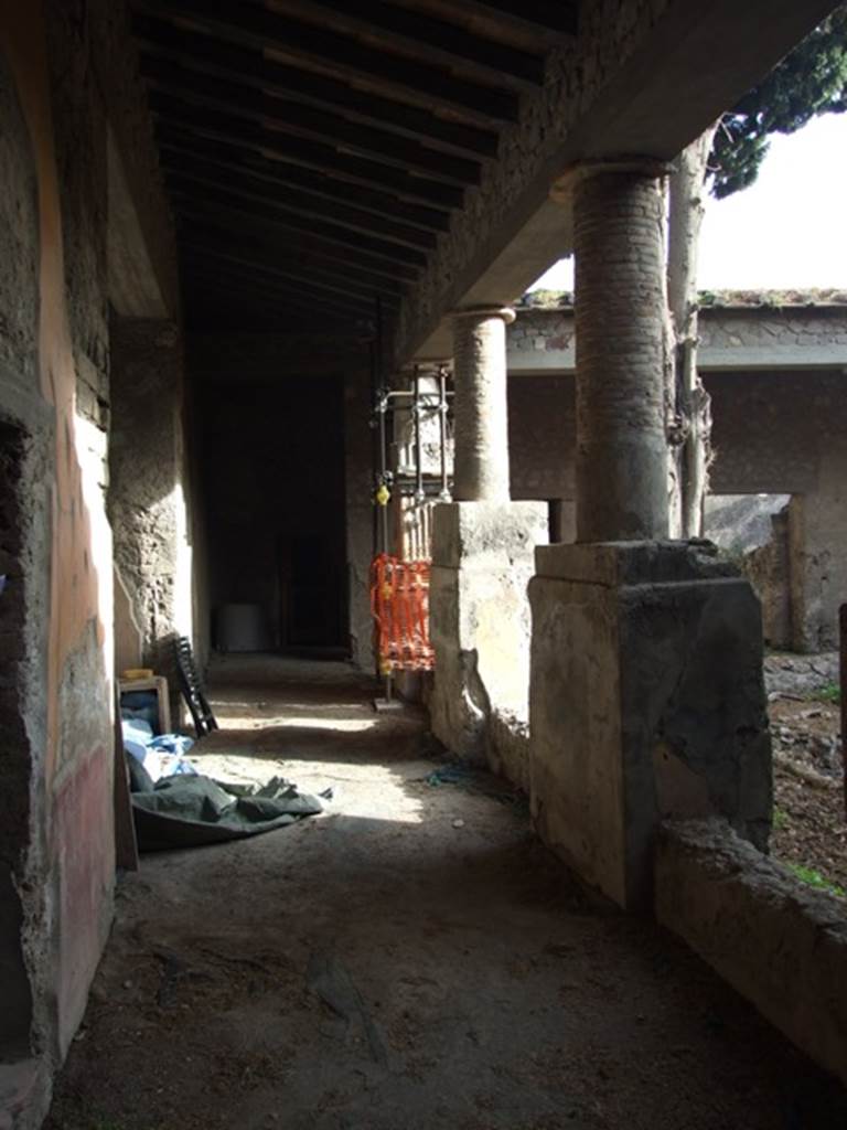 VI.1.7 House of the Vestals. North side of room 13, the peristyle.