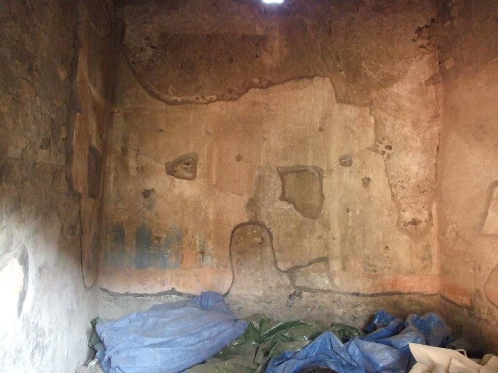 VI.1.7 Pompeii. December 2007. Room 19, east wall.