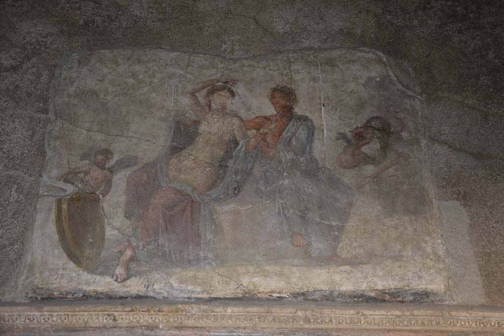 VI.2.4 Pompeii. December 2017. 
Painting of Ares and Aphrodite/Mars and Venus, from south wall of cubiculum in the south-west corner of small garden. 
Foto Annette Haug, ERC Grant 681269 DÉCOR.
