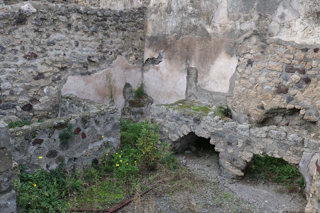 VI.3.3 Pompeii. December 2018. Room 8, looking towards north-west corner. Photo courtesy of Aude Durand.