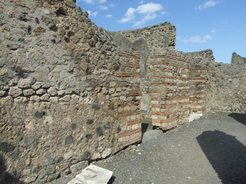 VI.3.3 Pompeii. March 2009. Room 1, atrium. Looking east across north side, with doorways to rooms 10 and 9.