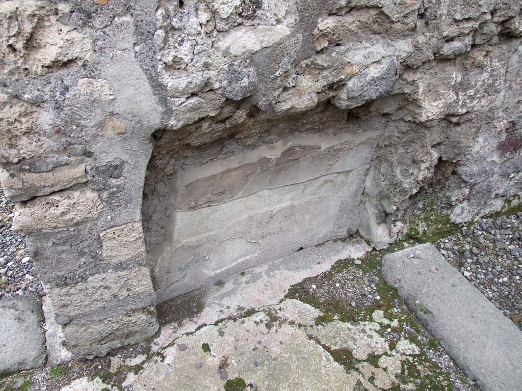 VI.7.23 Pompeii. December 2006.