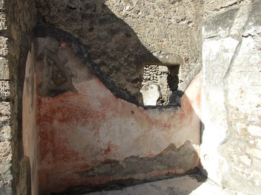 VI.8.20 Pompeii. March 2009.  Room 5.  North wall with window to entrance corridor.