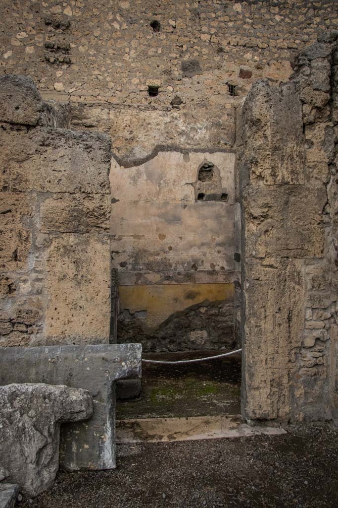 VI.8.22 Pompeii. January 2019.
Room 18, looking north through doorway. Photo courtesy of Johannes Eber.