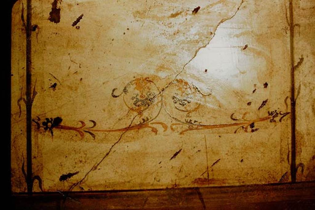 VI.8.23 Pompeii. 1957. Room on south side of doorway, painted decoration from north wall of cubiculum. Photo by Stanley A. Jashemski.
Source: The Wilhelmina and Stanley A. Jashemski archive in the University of Maryland Library, Special Collections (See collection page) and made available under the Creative Commons Attribution-Non Commercial License v.4. See Licence and use details.
J57f0348