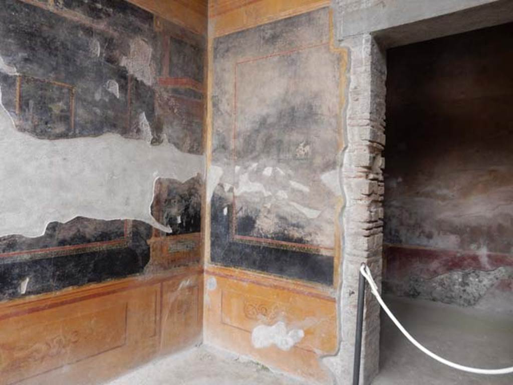 VI.8.23 Pompeii. May 2017. North-west corner of north portico with doorway to room, on right. Photo courtesy of Buzz Ferebee.