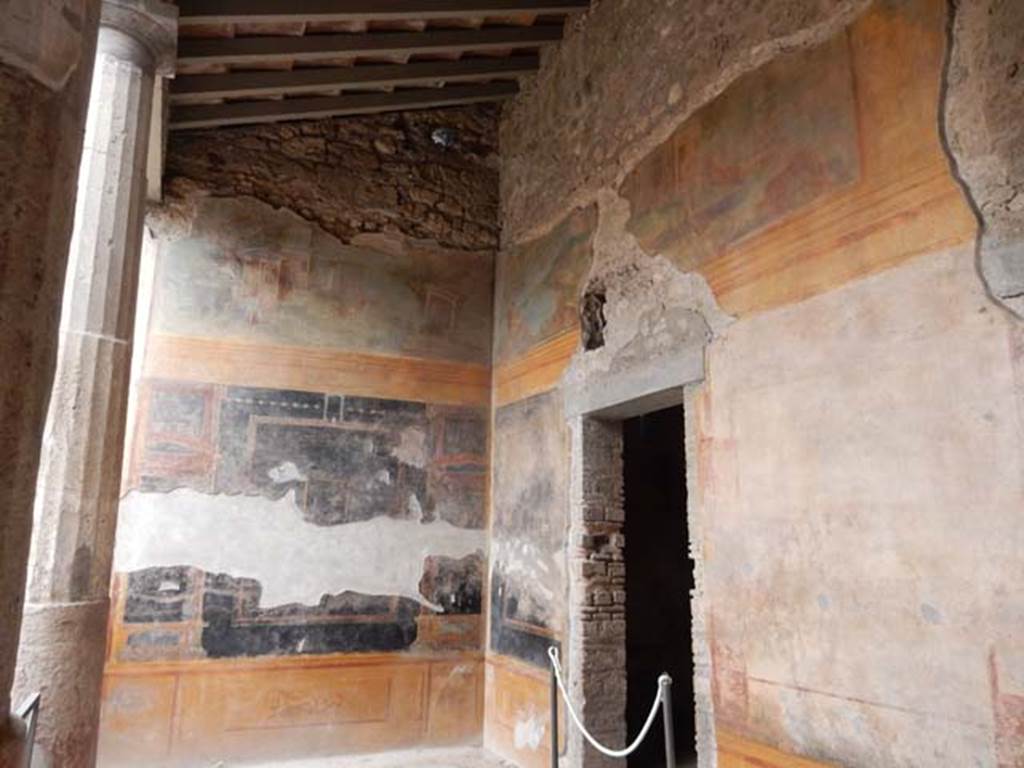 VI.8.23 Pompeii. May 2017. Looking towards the north-west corner of north portico with doorway to room, on right. Photo courtesy of Buzz Ferebee.
