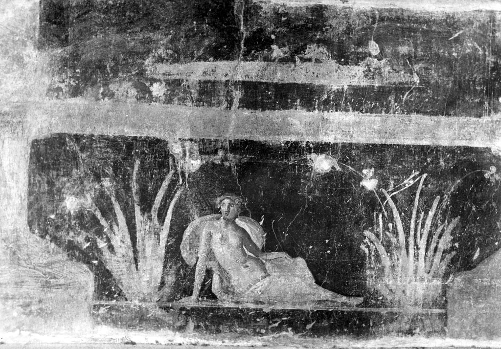 VI.9.2 Pompeii. W.602 Triclinium (?G) nymph on dado. Room 27, painting of reclining figure from dado on west wall.
Photo by Tatiana Warscher. Photo © Deutsches Archäologisches Institut, Abteilung Rom, Arkiv.
